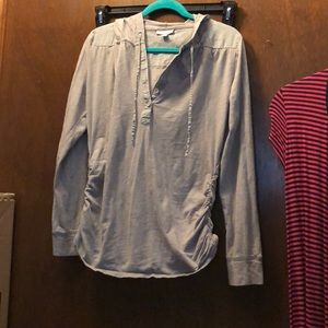 Liz Lange maternity shirt